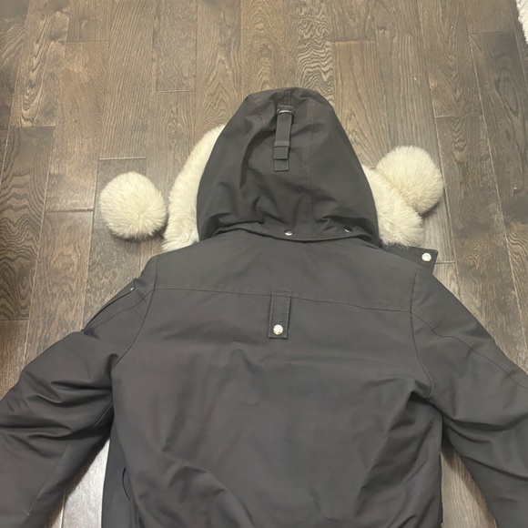 Moose Knuckles Women's Original Debbie Shearling Black Bomber Jacket small - Picture 5 of 8